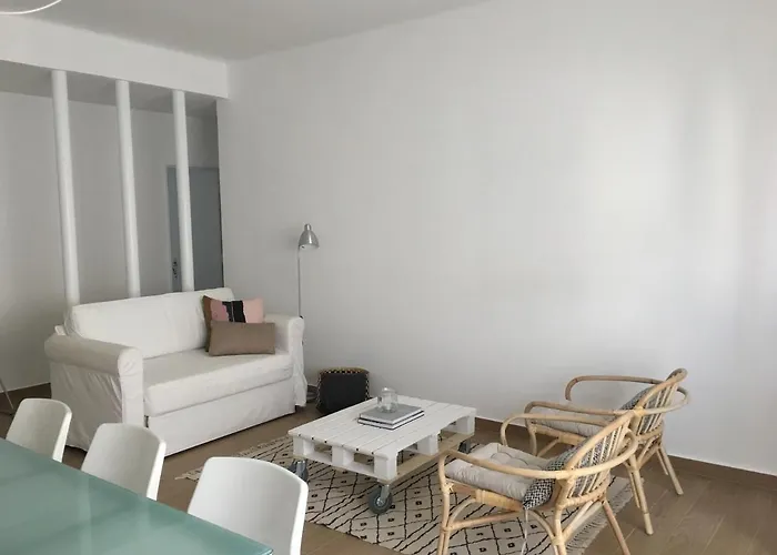 The Minimal House Ii * Bombarral