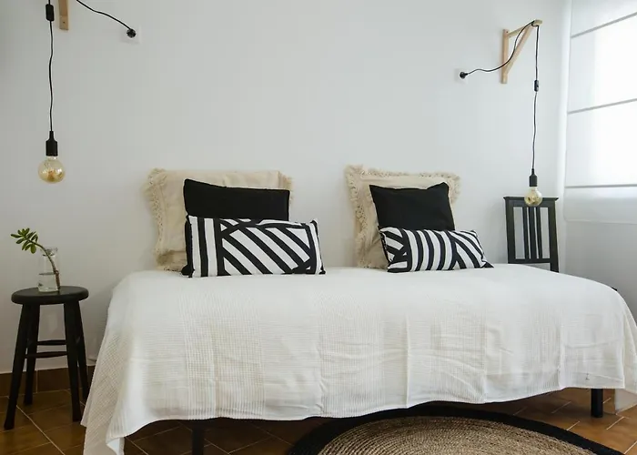 The Minimal House Ii